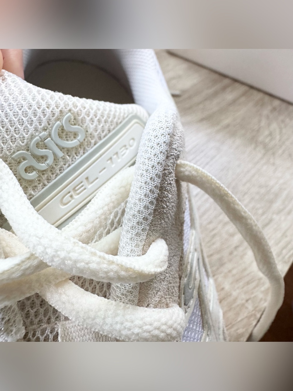 NWT ASICS Gel-1130 Sneakers in White Birch Womens Size 10.5 - Picture 6 of 12